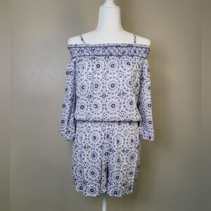 Skies are Blue Romper X-Small White Blue Cold Shoulder Smocked Elastic Waist
